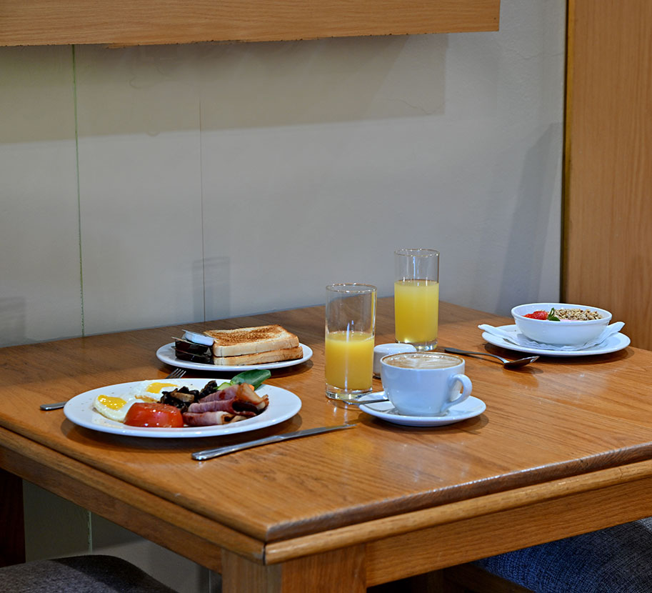 5-Sleeper-Image-1-min