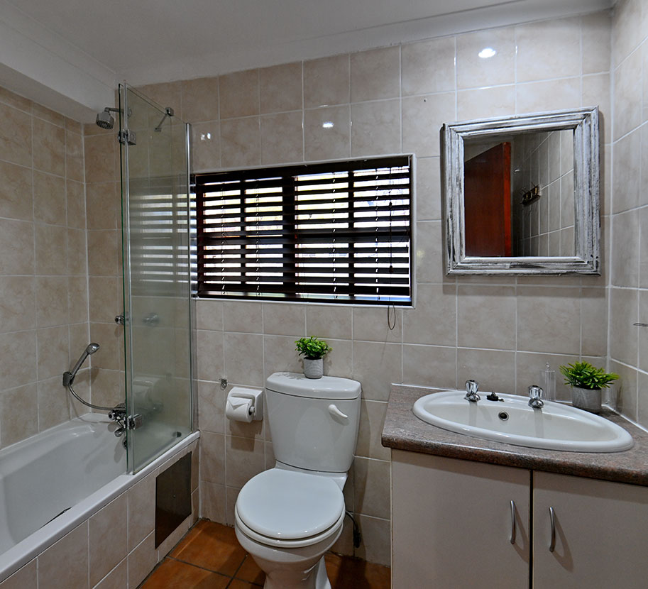 5-Sleeper-Image-6-min