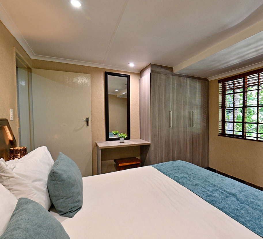 8-Sleeper-Unit-Image-2-min