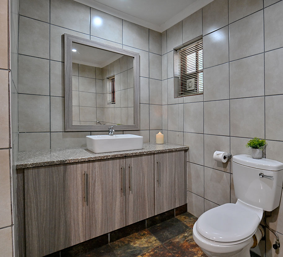 8-Sleeper-Unit-Image-7-min